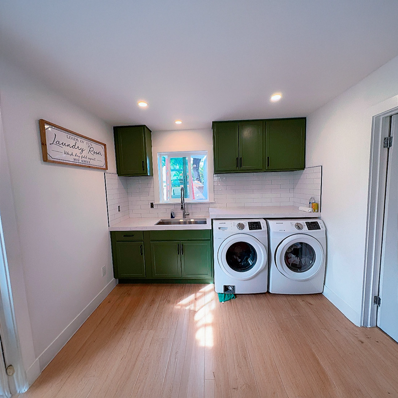 Laundry Room Image 2